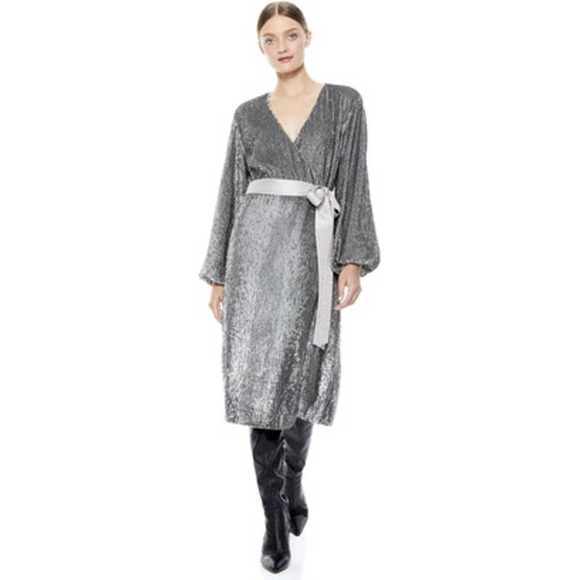 New York Alice + Olivia Silver Sequin Wrap Midi Dress Size 8 - Picture 1 of 12